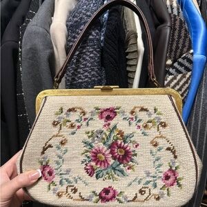 Floral Embroidered Handbag